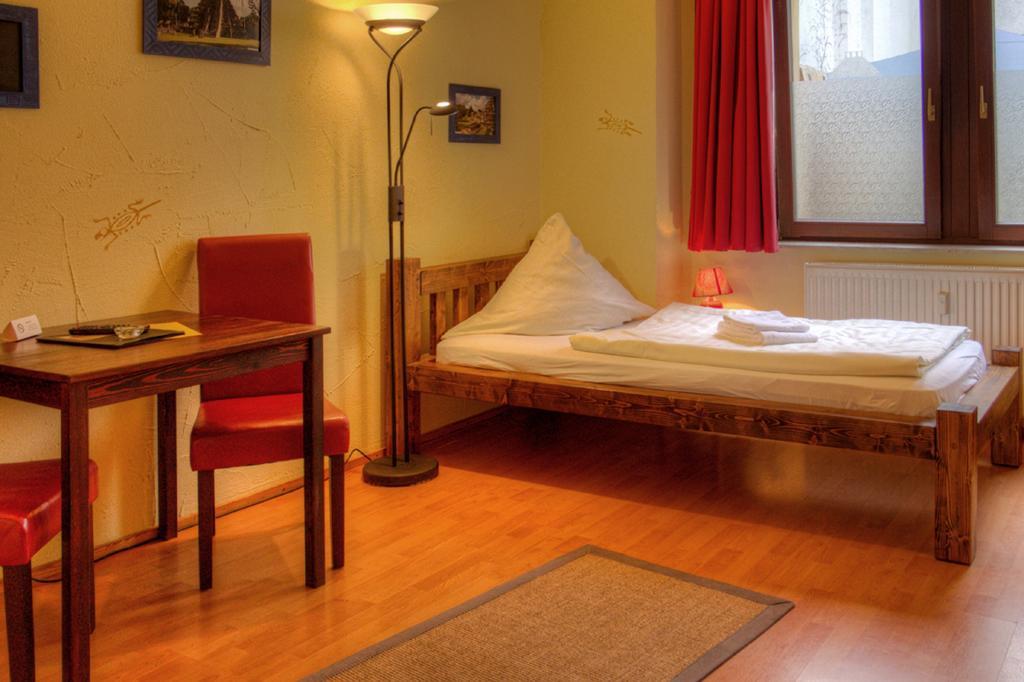 Gastehaus Mezcalero Hotel Dresden Room photo